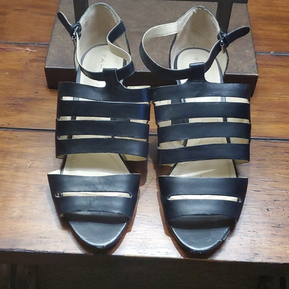 Tahari Sz 7.5M Black